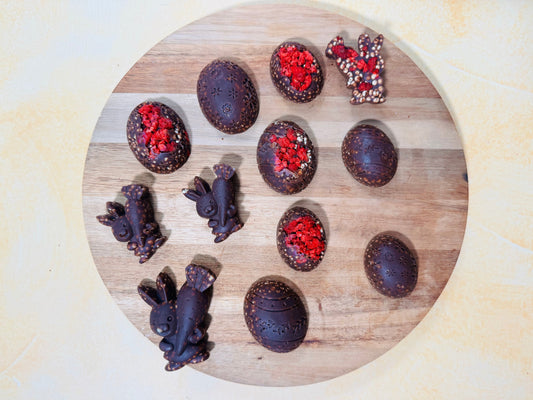 Easter Carob & Cacao Butter Chocolates (Healthy No-Bake Recipe)